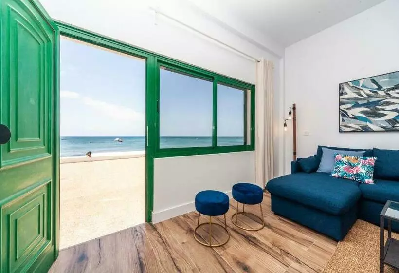 Luxury Suite Sea Front V