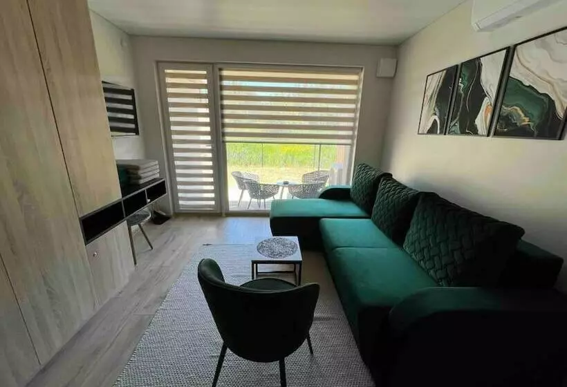 Modern & Cozy Studio With Patio “prie Juros”