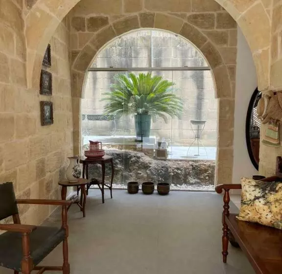Naspli   Qala Gozo