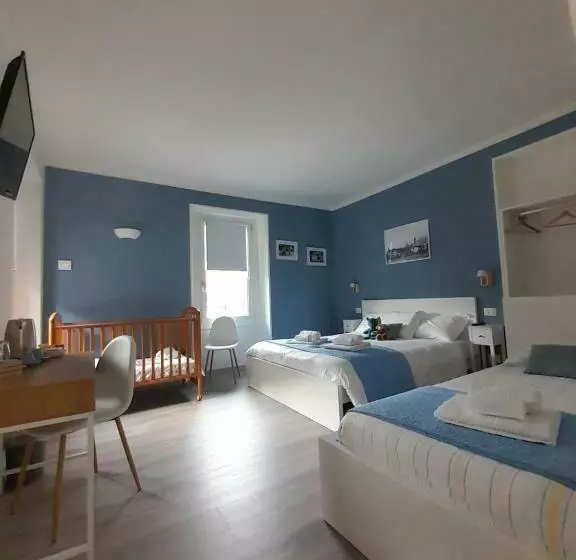 ペンション Ca  Del Vino Rooms  Varzo