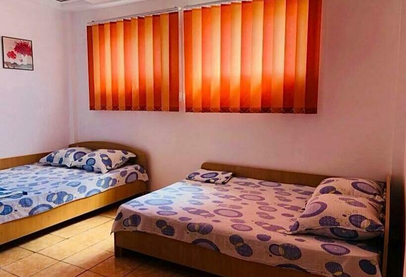 پانسیون Vila Tropikana