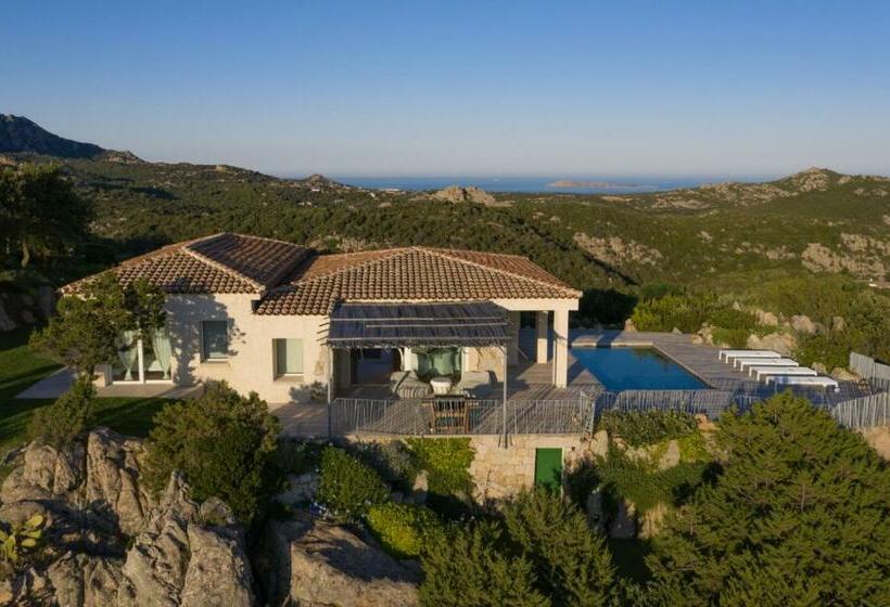 Villa With Pool And Panoramic View Costa Smeralda