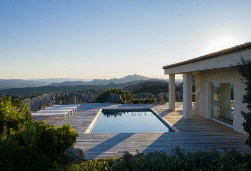 Villa With Pool And Panoramic View Costa Smeralda