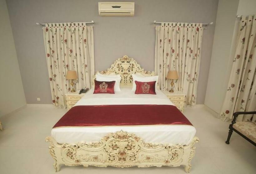 تختخواب و صبحانه Four Squares Karachi