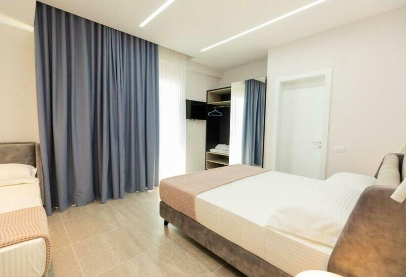 هتل Corallo Rooms