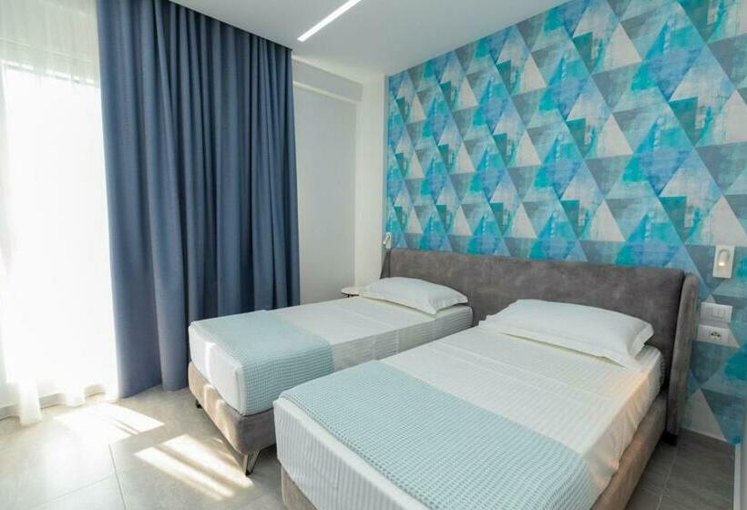 هتل Corallo Rooms