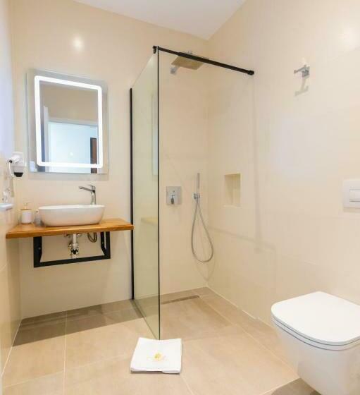 هتل Corallo Rooms