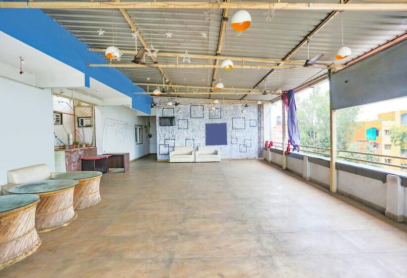 בית מלון כפרי Fabexpress Madhuram Landmark