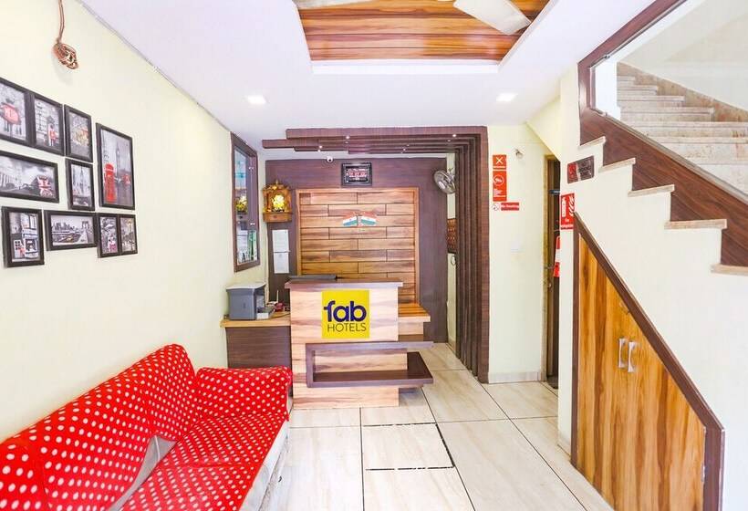 בית מלון כפרי Fabexpress Madhuram Landmark