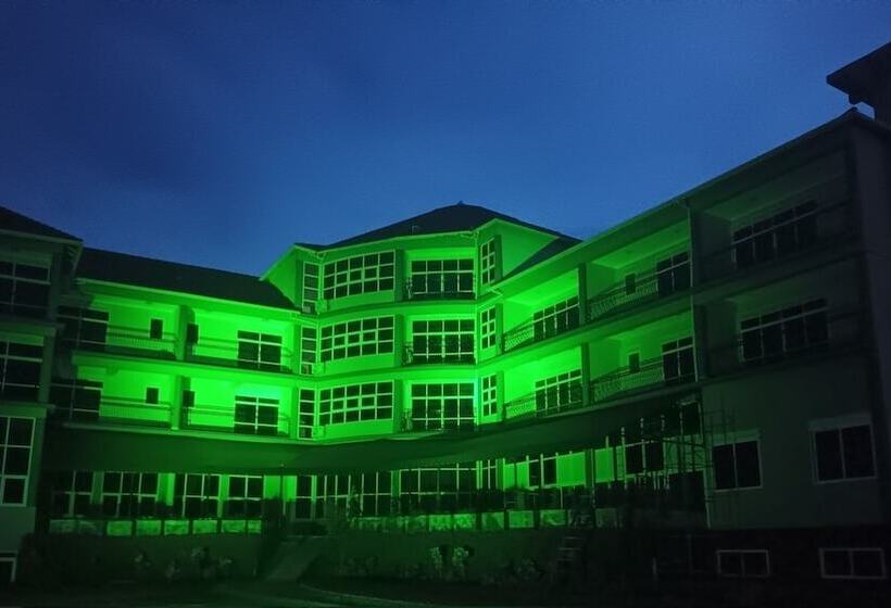 هتل Mbale Courts View