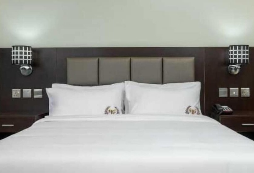 هتل Mbale Courts View