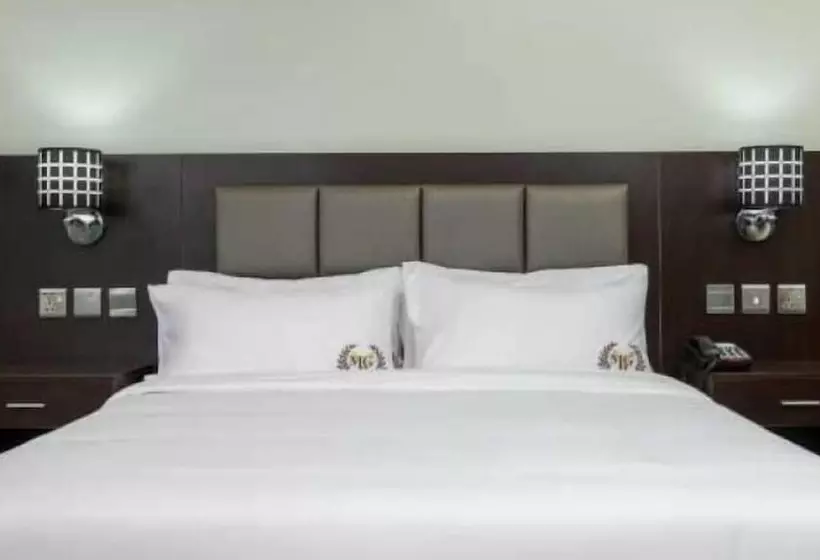 هتل Mbale Courts View