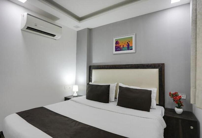 ホテル Fabexpress The Arrow