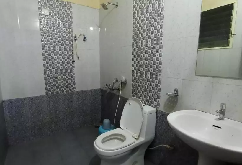 Hotelli Staymaker Shubhodaya Lodge