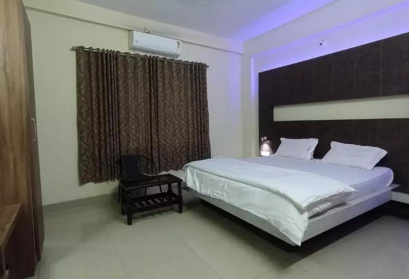 Hotelli Staymaker Shubhodaya Lodge
