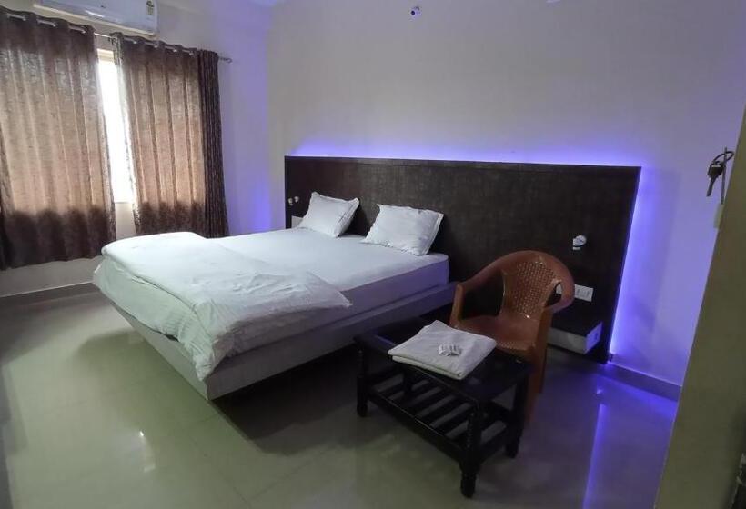 Hotel Staymaker Shubhodaya Lodge
