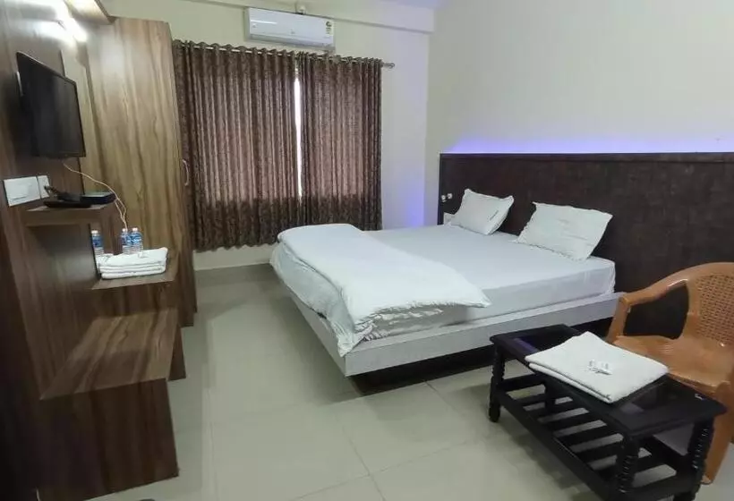 Hotelli Staymaker Shubhodaya Lodge