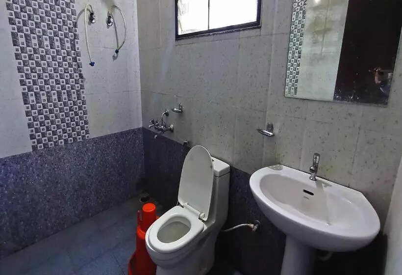 Hotelli Staymaker Shubhodaya Lodge