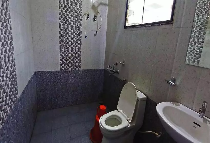 Hotelli Staymaker Shubhodaya Lodge