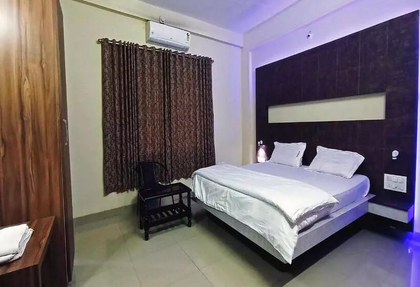 Hotelli Staymaker Shubhodaya Lodge