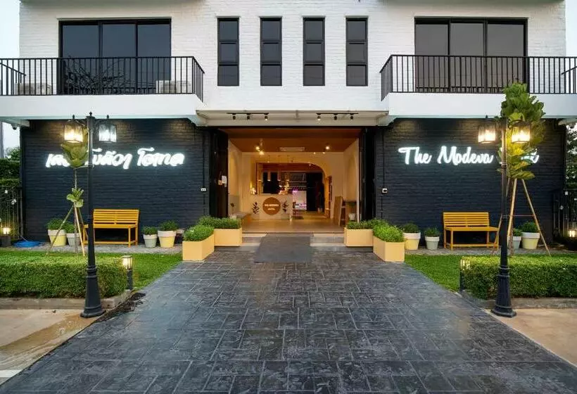 Hotelli The Modeva
