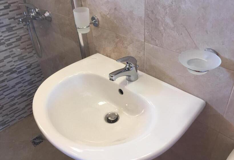 Majatalo къща за гости каланджа 2