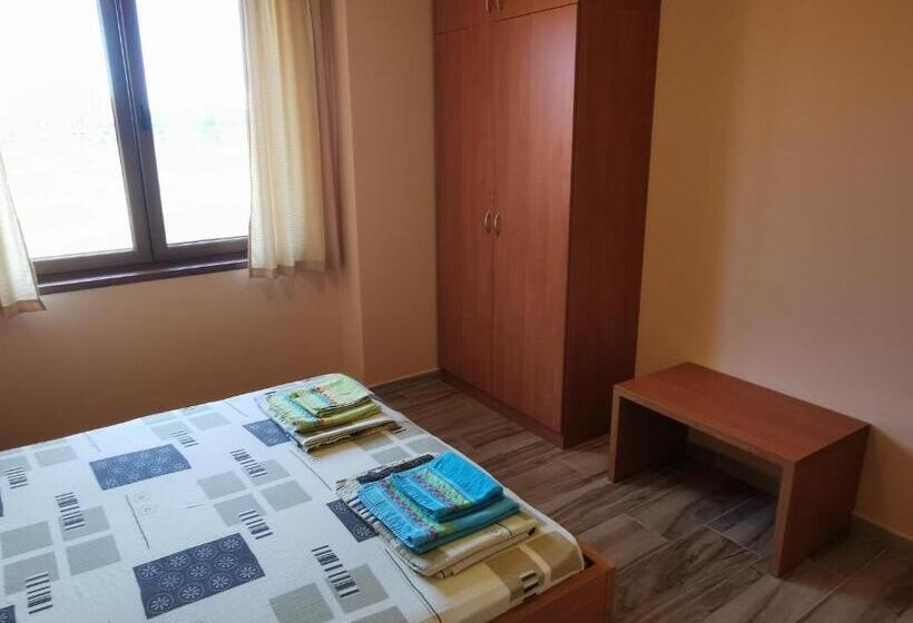 Majatalo къща за гости каланджа 2