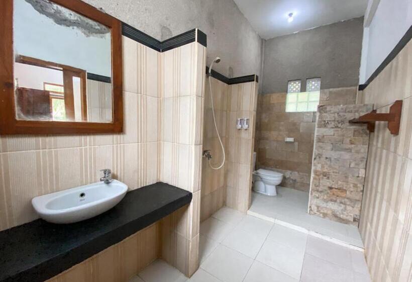 ペンション Gili Spoy Spoy