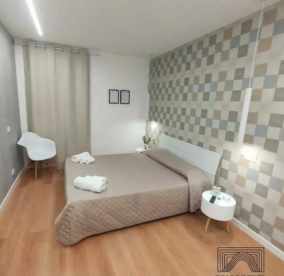 پانسیون White Caves Catania Rooms