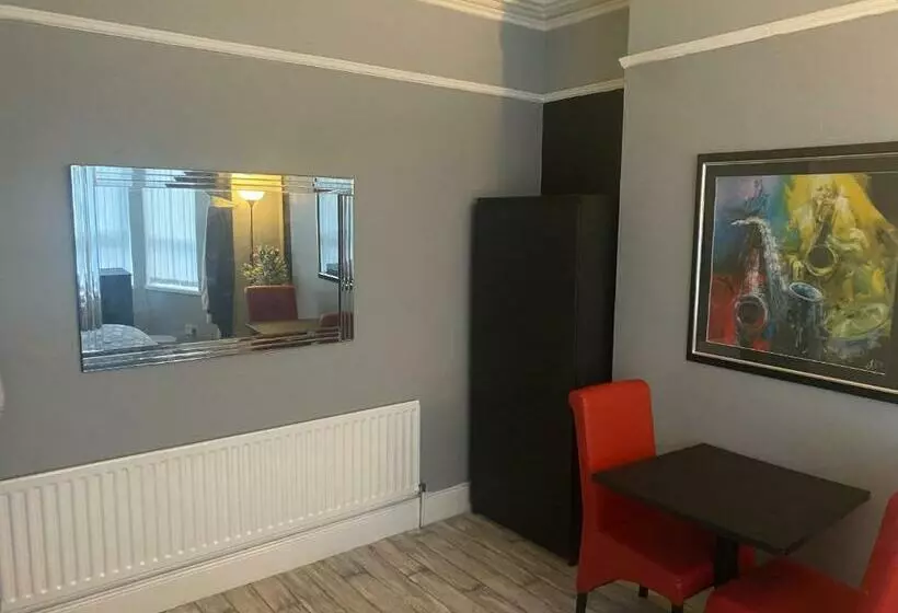 تختخواب و صبحانه Bnb