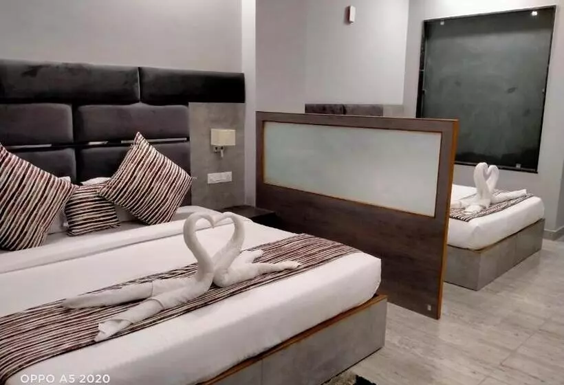 ホテル Vasdaa Grand, Dehradun   Airport