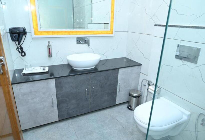 בית מלון כפרי Vasdaa Grand, Dehradun   Airport