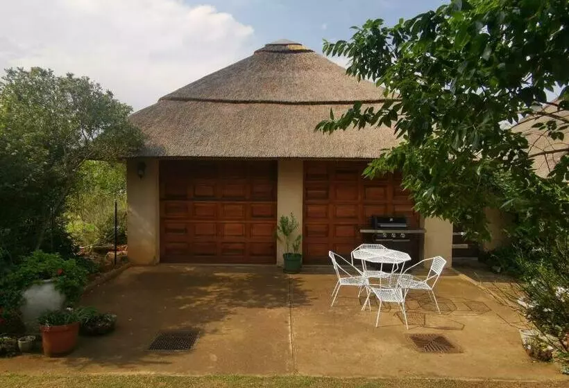 Nthaba Nkhulu Cottage