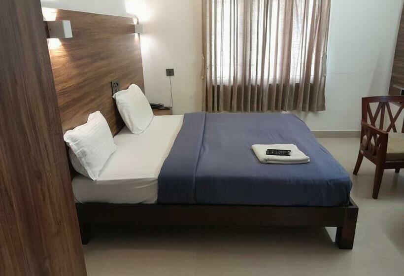 Pph Living Athithi Inn Corporate Stay