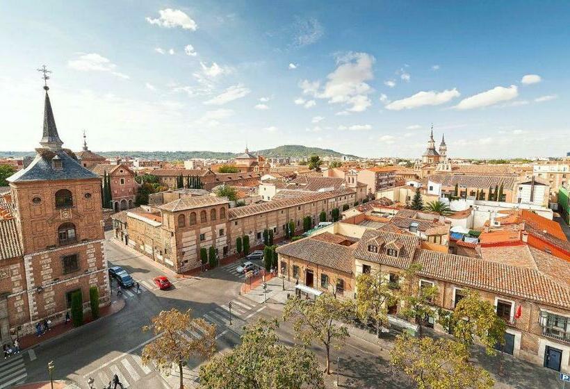 Bed and Breakfast Habitación Individual En Casa Familiar Dentro De Ciudad Patrimonio De La Humanidad