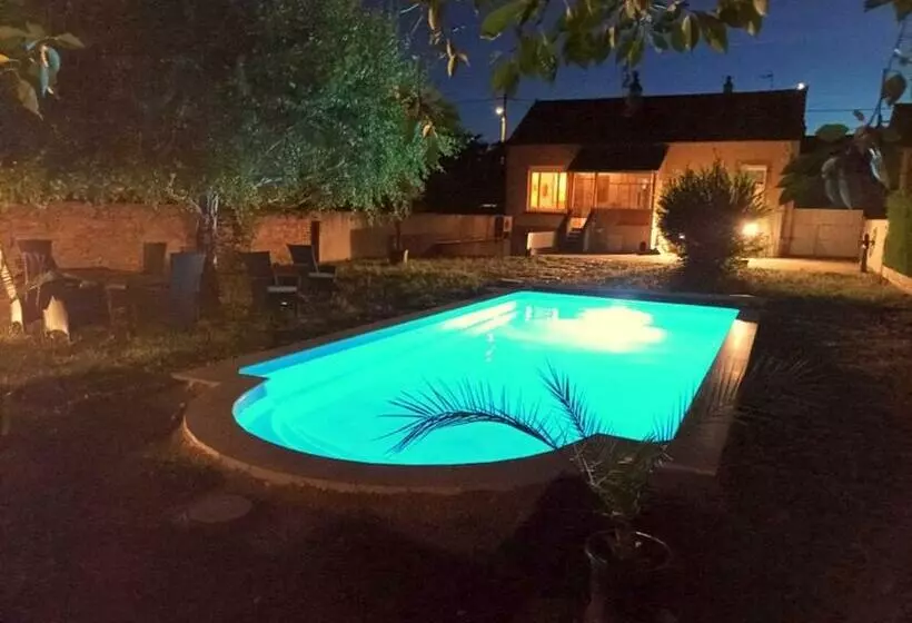 Gîte Moulins, 4 Pièces, 6 Personnes   Fr 1 489 390