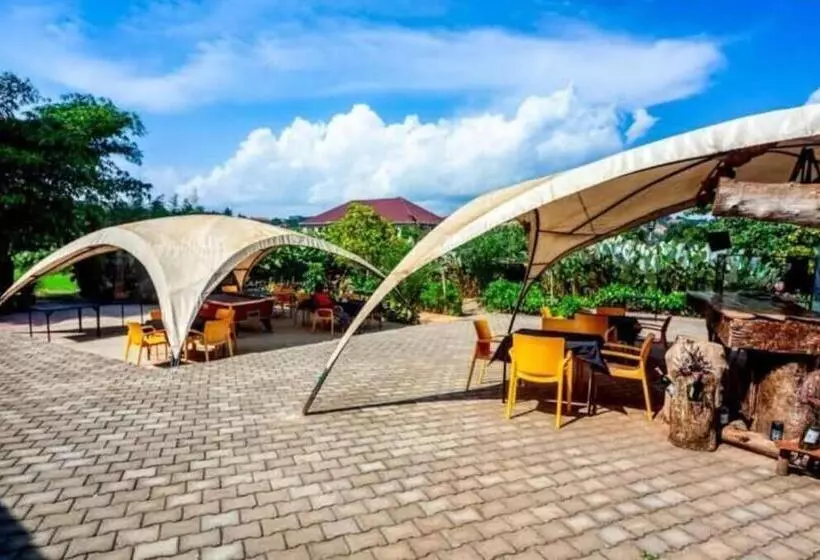 هتل African Tribe Suites