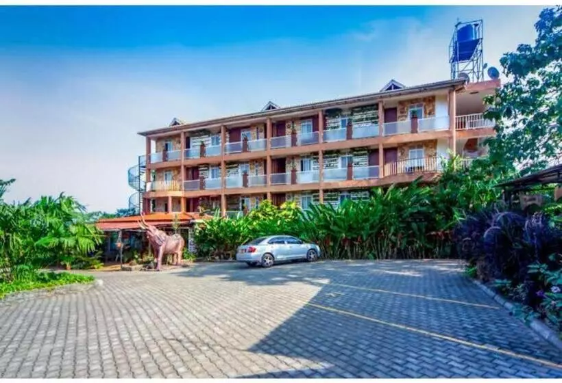 هتل African Tribe Suites