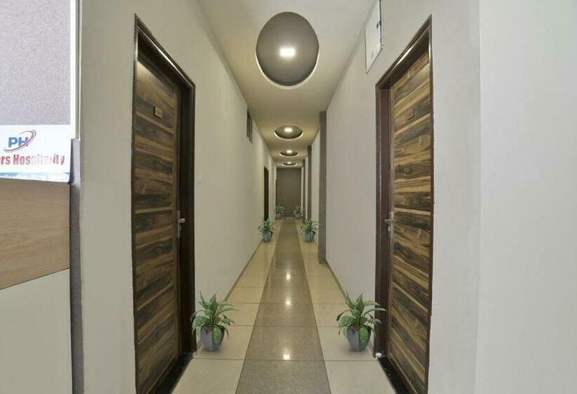 Отель Collection O Heritage