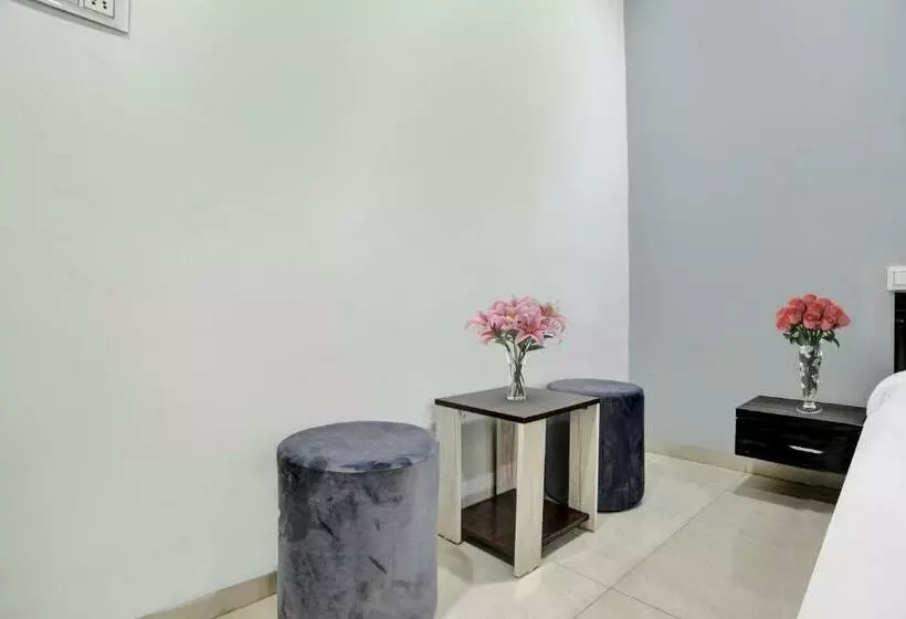 هتل Collection O Heritage