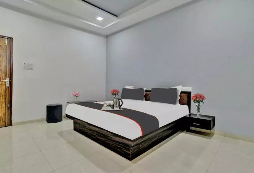 هتل Collection O Heritage