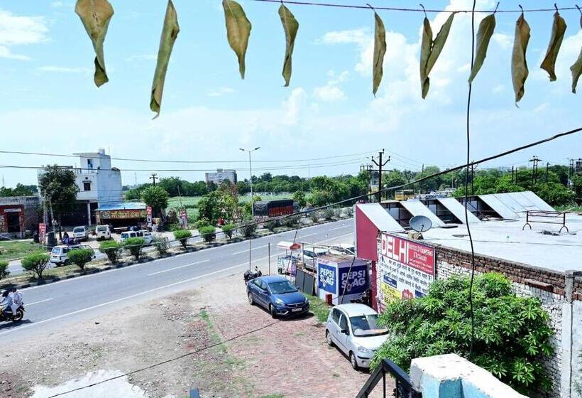 فندق Spot On 91771 Heaven Inn