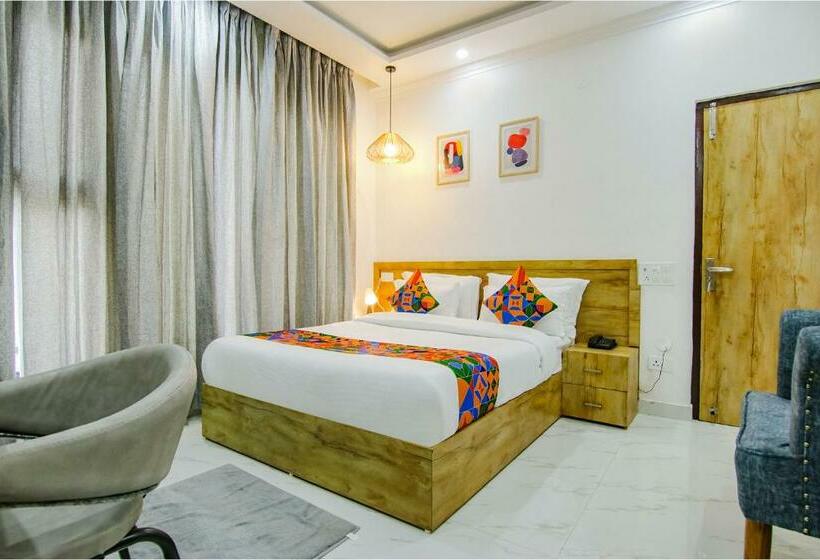 膳宿费 Sierra Inn By Shrigo Hotels