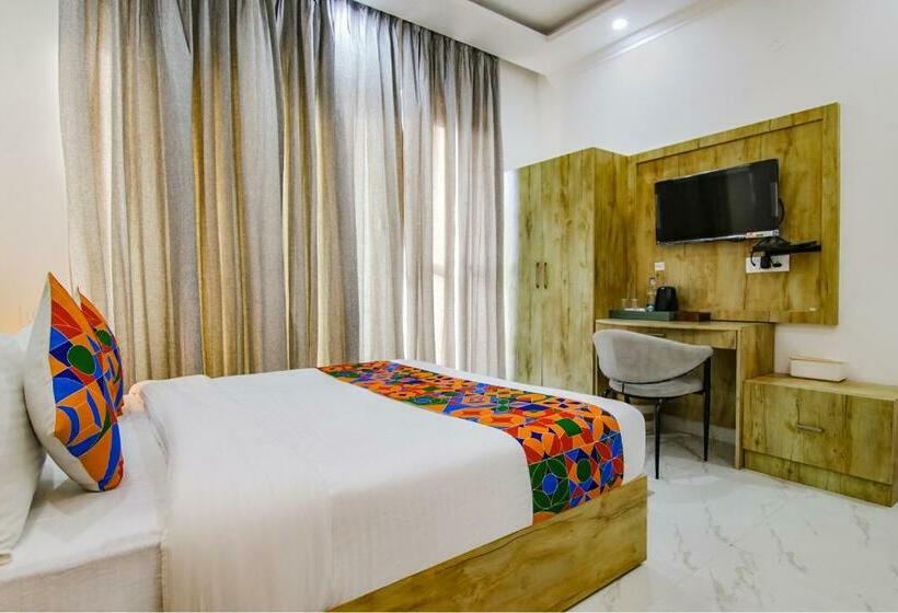 膳宿费 Sierra Inn By Shrigo Hotels