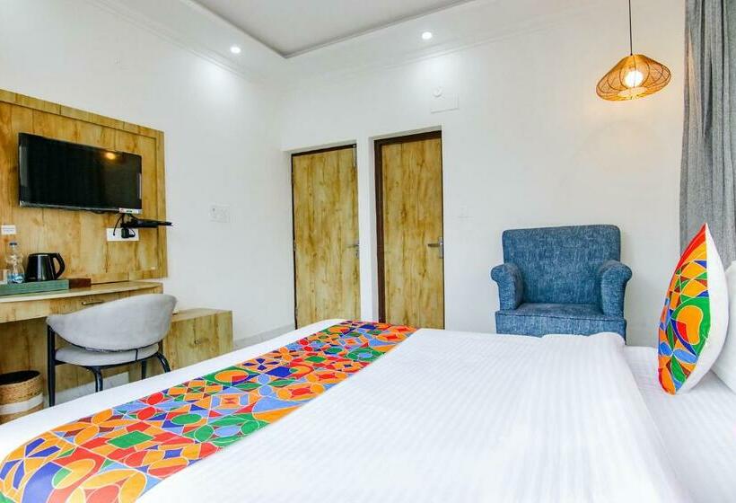 膳宿费 Sierra Inn By Shrigo Hotels