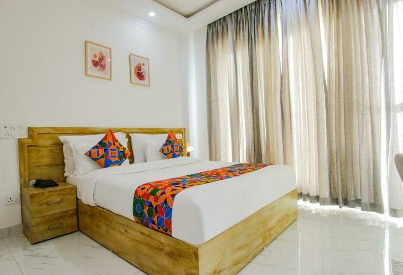 膳宿费 Sierra Inn By Shrigo Hotels