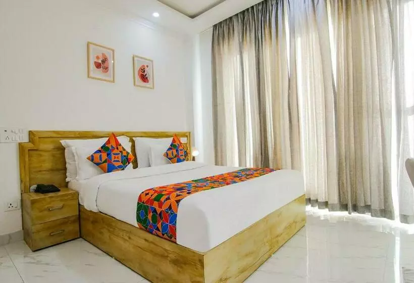 ペンション Sierra Inn By Shrigo Hotels