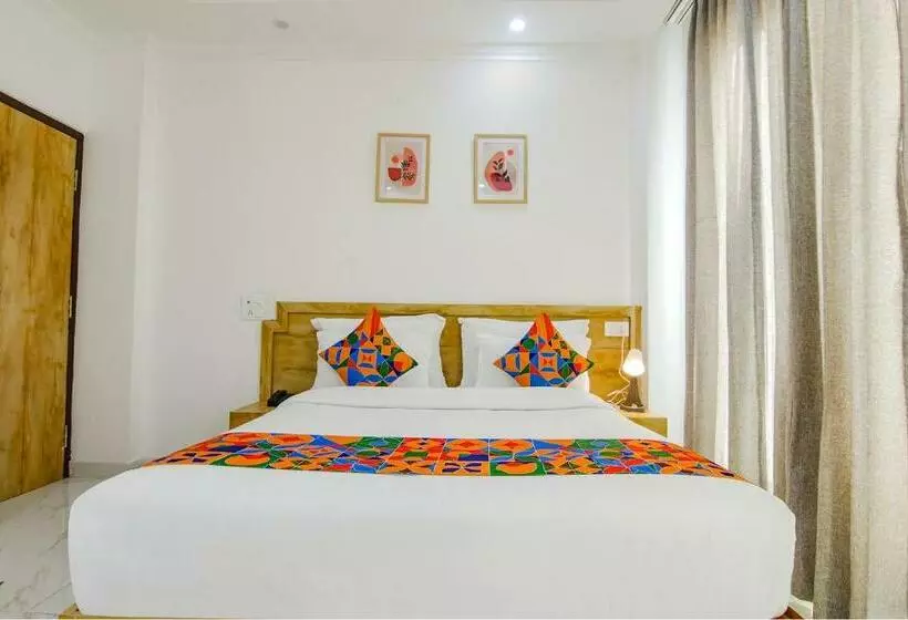 ペンション Sierra Inn By Shrigo Hotels