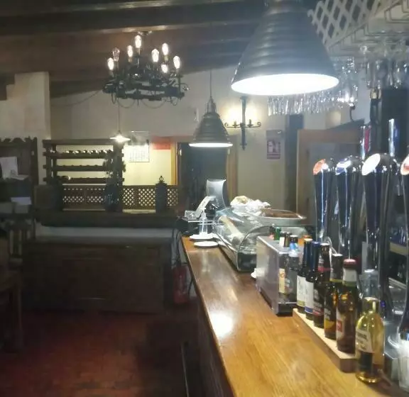 ペンション Hostal Sabor Fusion
