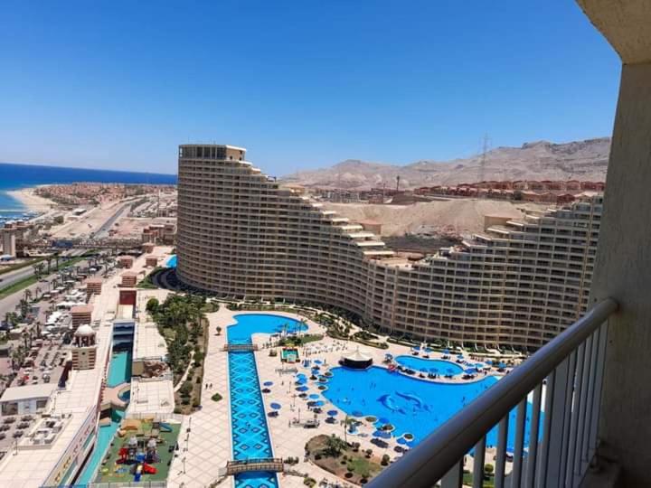 Seaview Chalet In Porto Sokhna